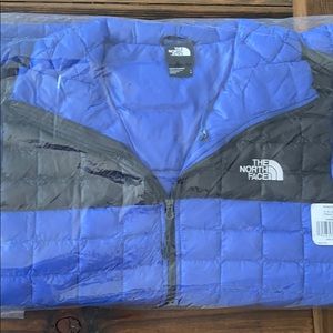 North Face Thermoball Coat- new with tags